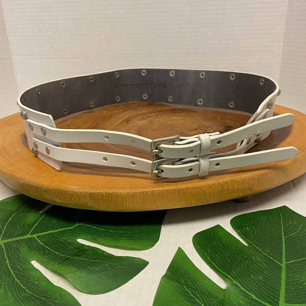 GNW White Leather Studded Fitted Belt Sz: L